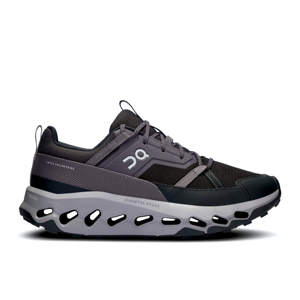 On Cloud Horizon Sneakers in Black/Alloy 6.5